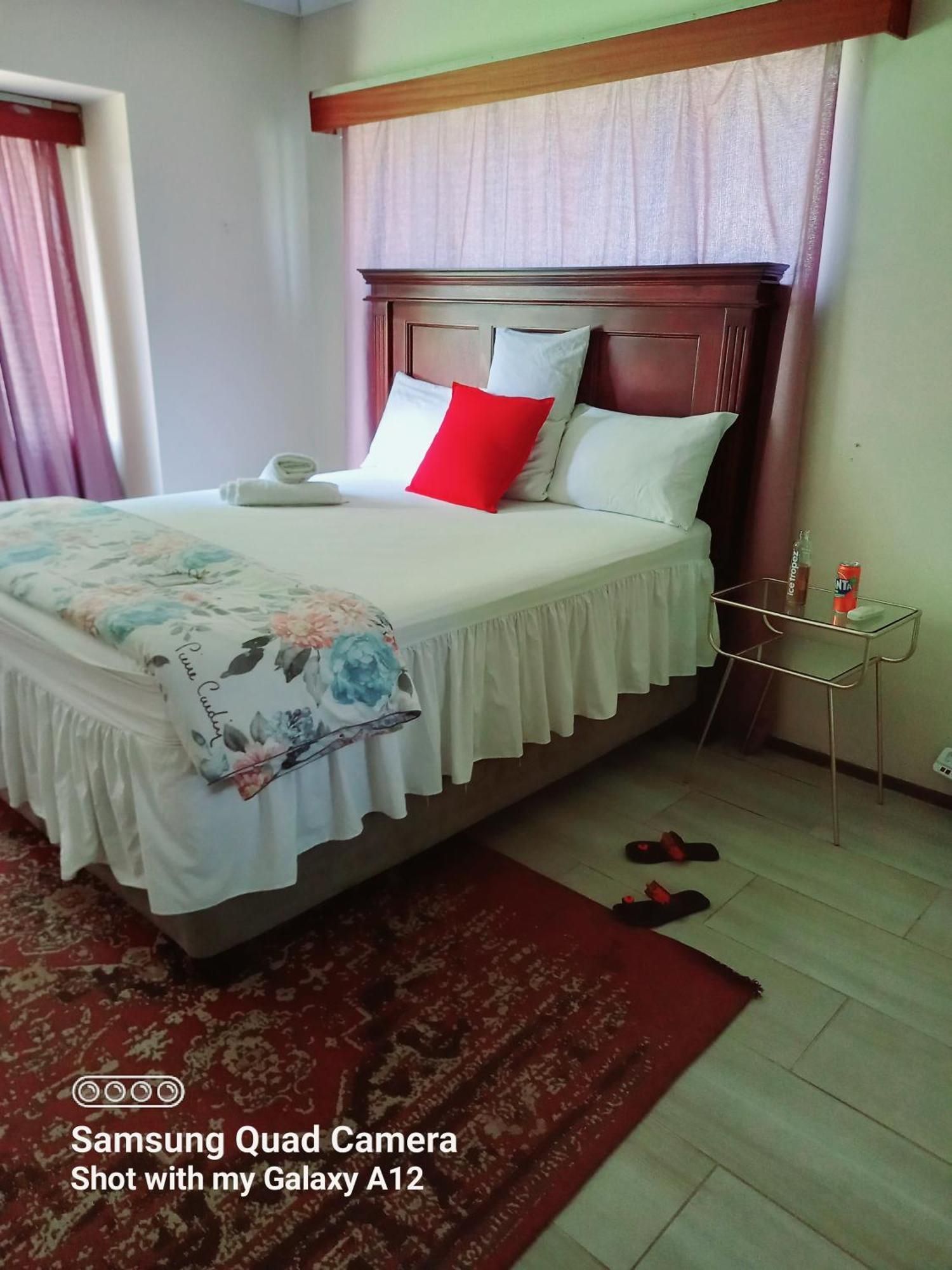 Secret Guest House 彼得马里茨堡 外观 照片