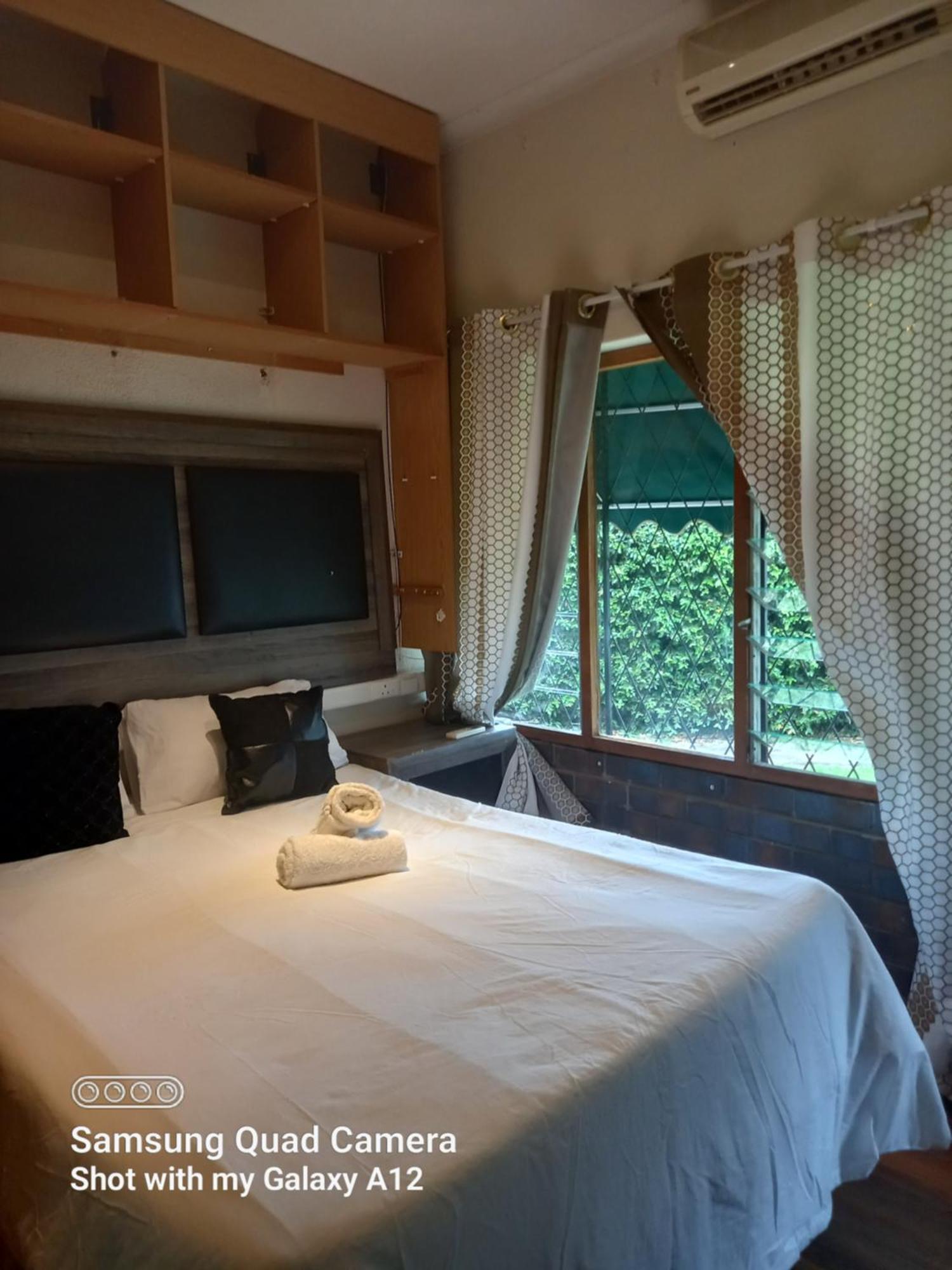Secret Guest House 彼得马里茨堡 外观 照片