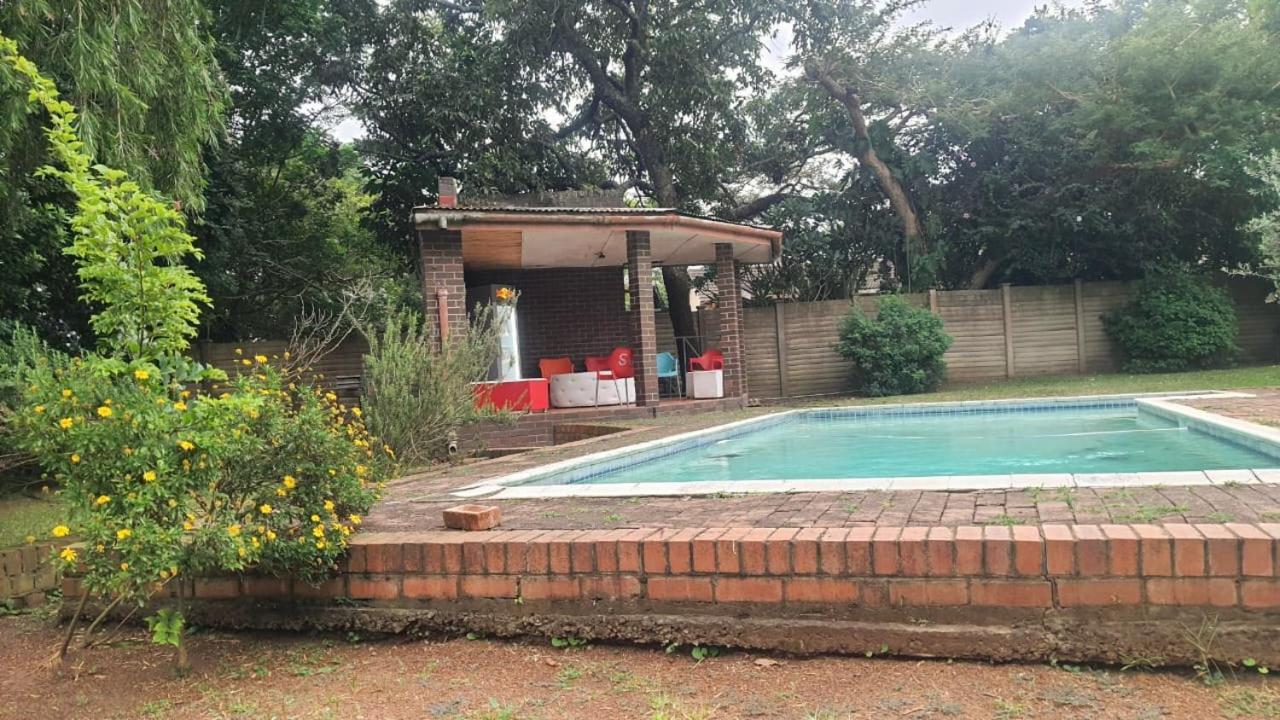 Secret Guest House 彼得马里茨堡 外观 照片